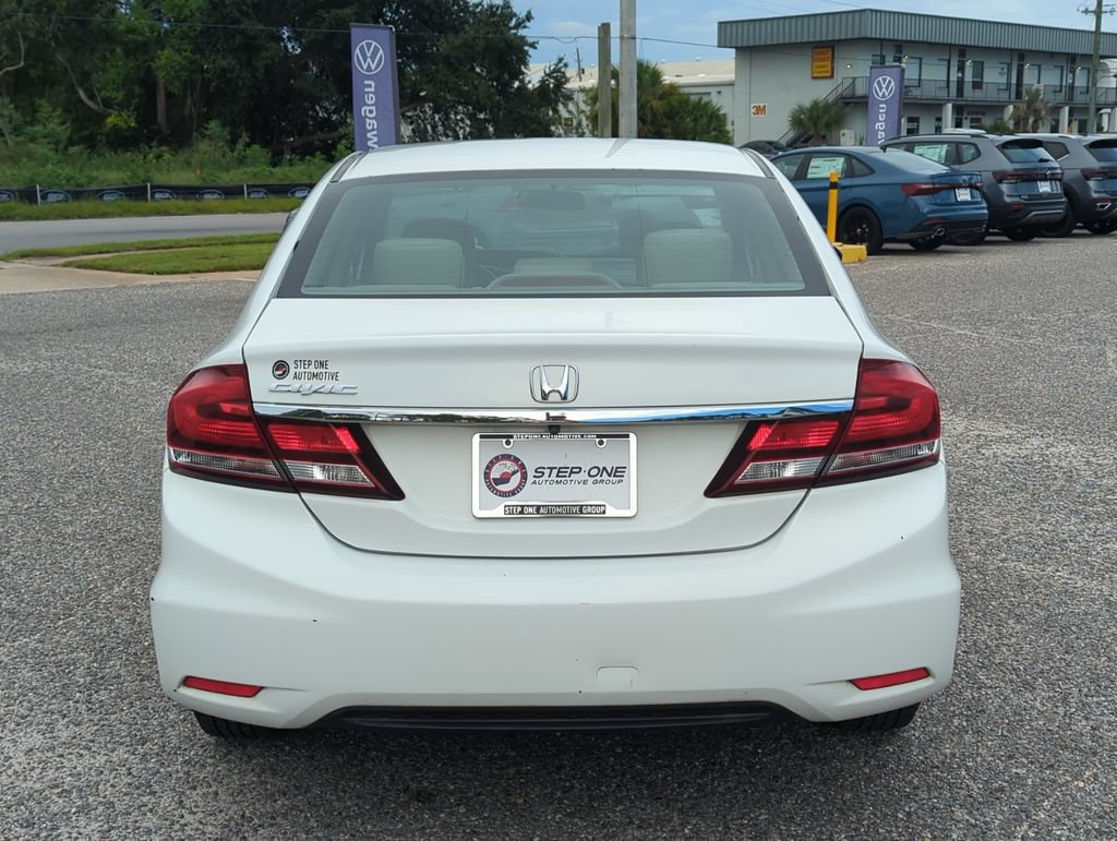 Used 2015 Honda Civic SE image 6
