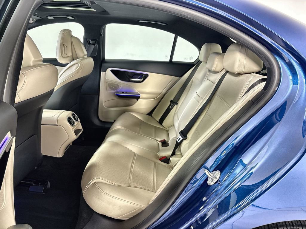Used 2023 Mercedes-Benz C 300 Sedan image 25