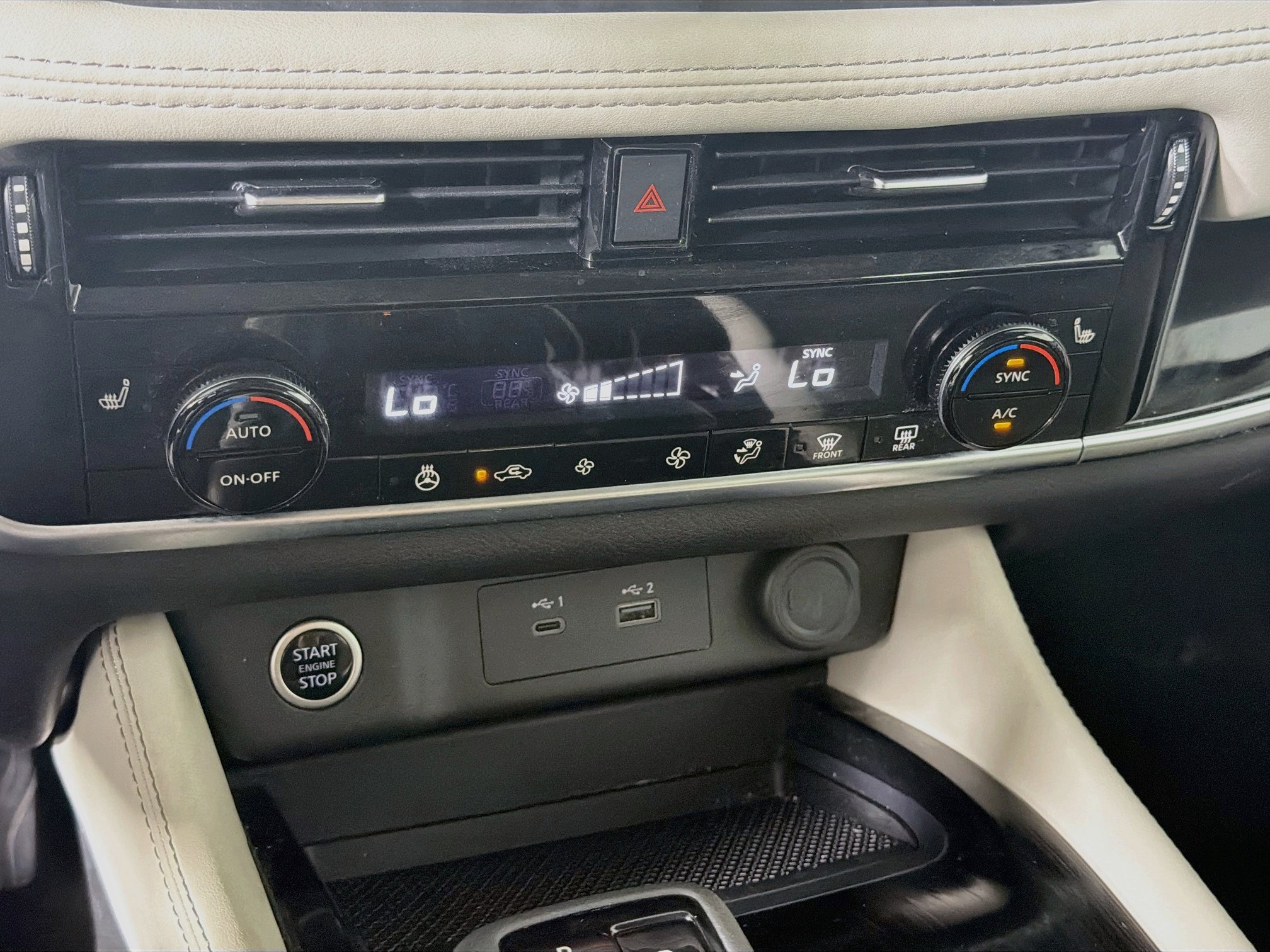 Used 2023 Nissan Rogue SL FWD image 23