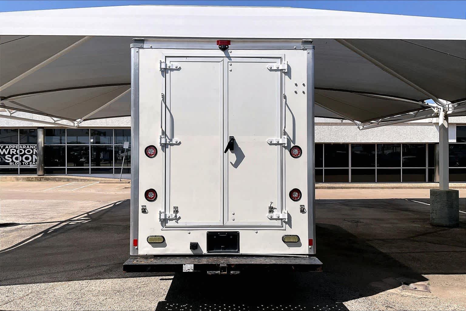 Used 2019 Chevrolet Express 3500 w/ Power Convenience Package RWD image 28