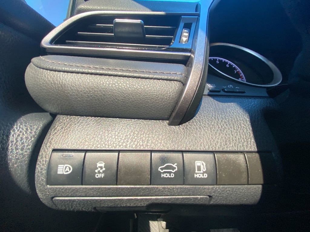 Used 2024 Toyota Camry LE w/ Convenience Package FWD image 17