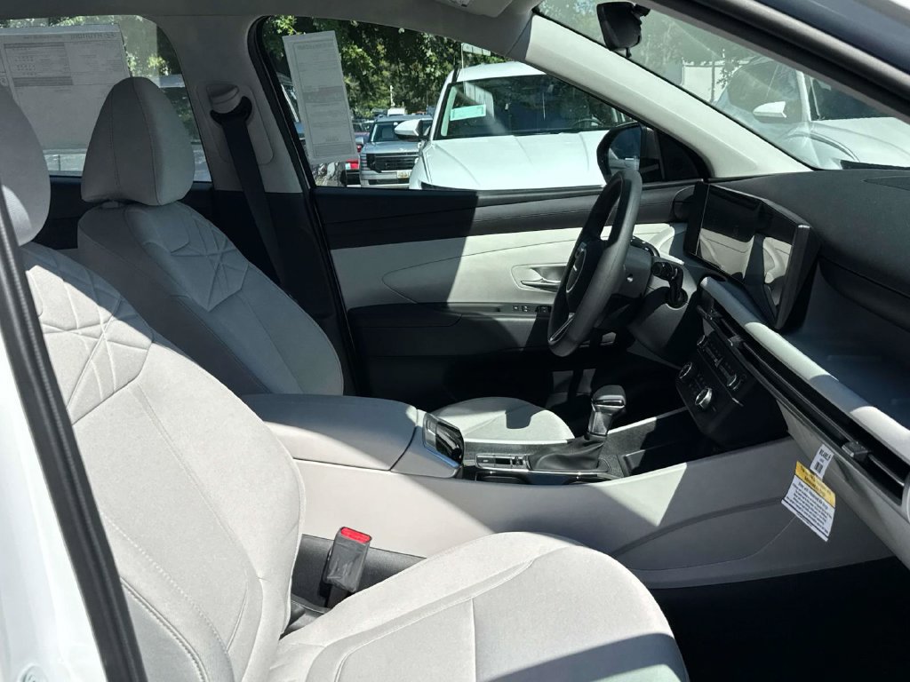 New 2026 Hyundai Tucson SE FWD image 9