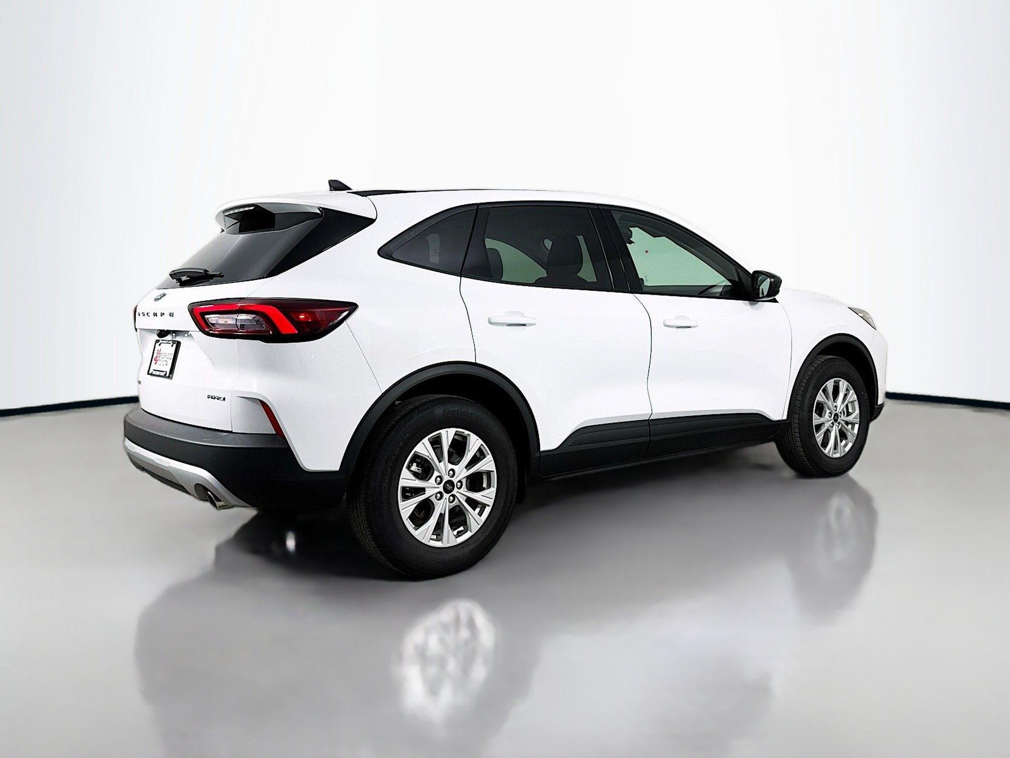 Used 2025 Ford Escape Active AWD/4WD image 7