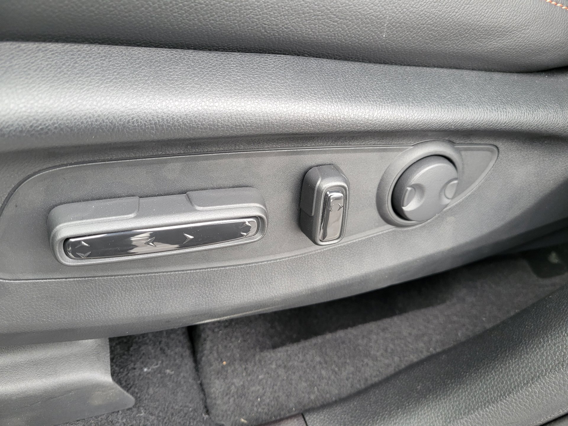 Certified 2025 Honda CR-V Sport Touring image 17