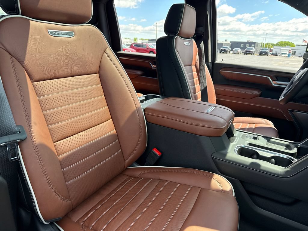 New 2026 GMC Sierra 3500 Denali Ultimate AWD/4WD image 39
