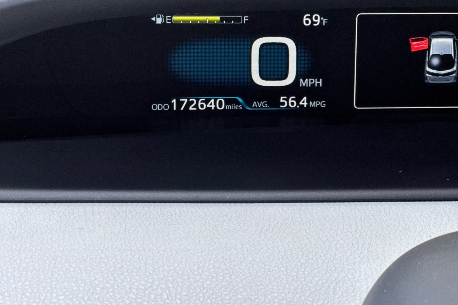 Used 2020 Toyota Prius Prime XLE FWD image 32
