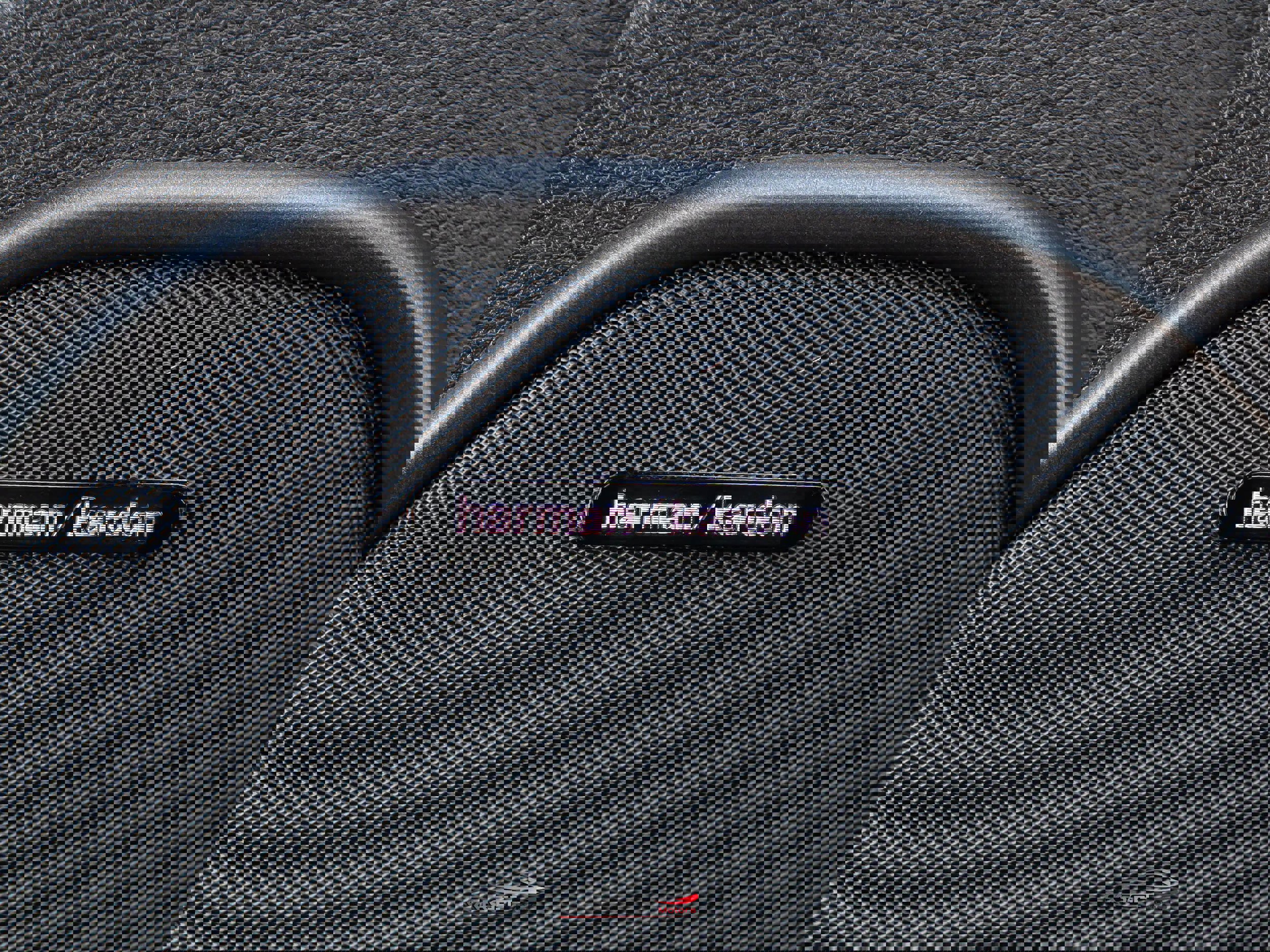 Used 2021 Dodge Durango R/T w/ Technology Group AWD/4WD image 46