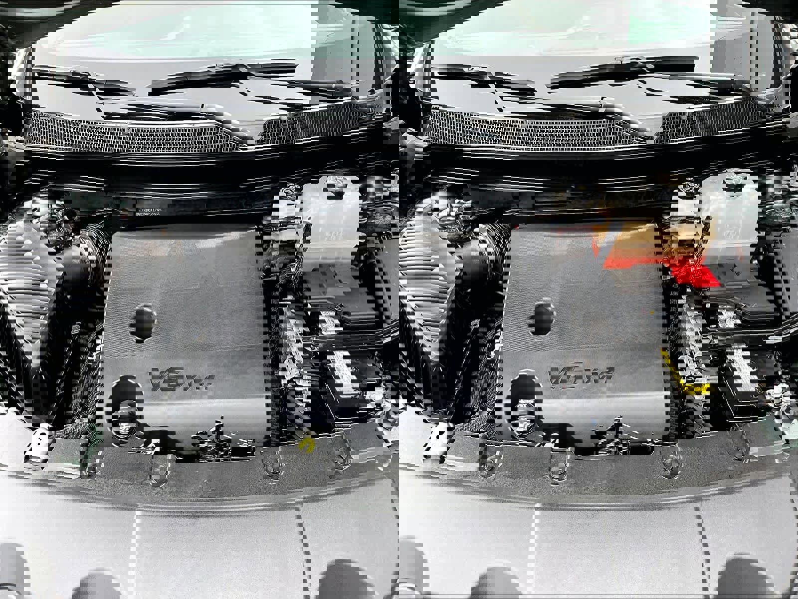 Used 2023 Chevrolet Traverse LT image 31