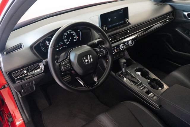 Used 2025 Honda Civic Sport image 3