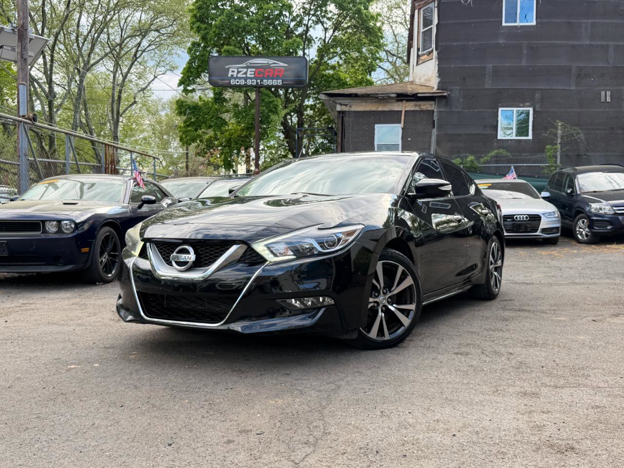 Used 2017 Nissan Maxima 3.5 SV FWD image 2