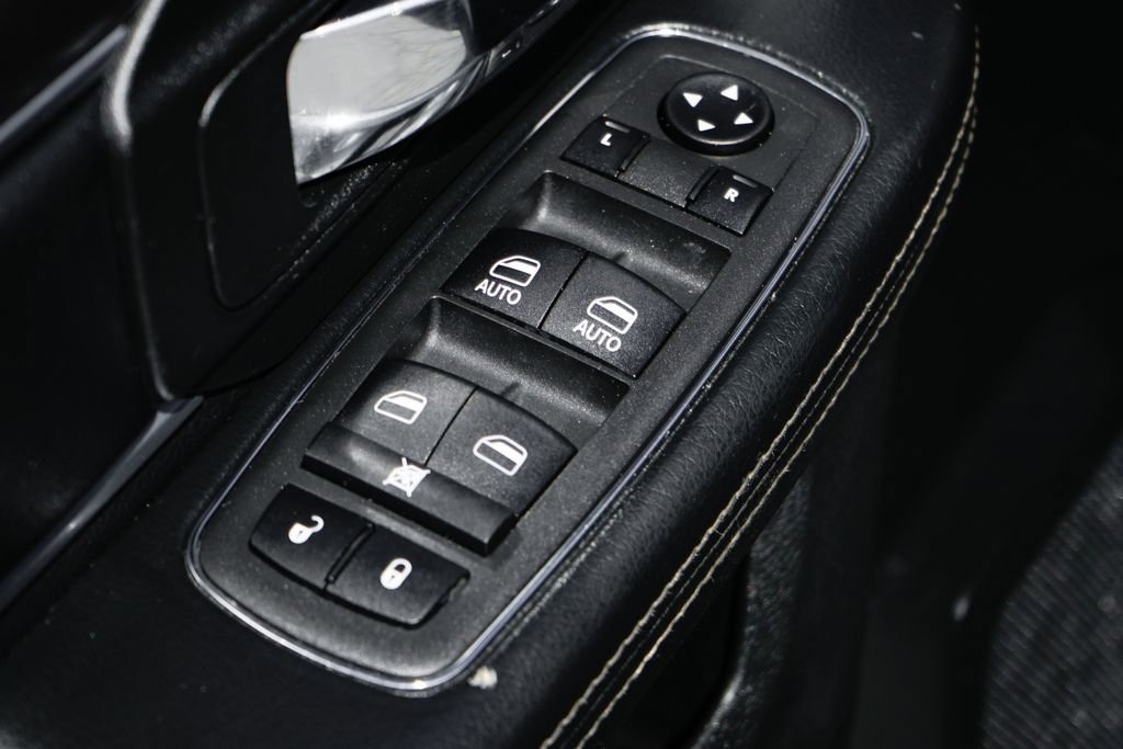 Used 2021 RAM 1500 Classic Warlock w/ Electronics Group RWD image 16
