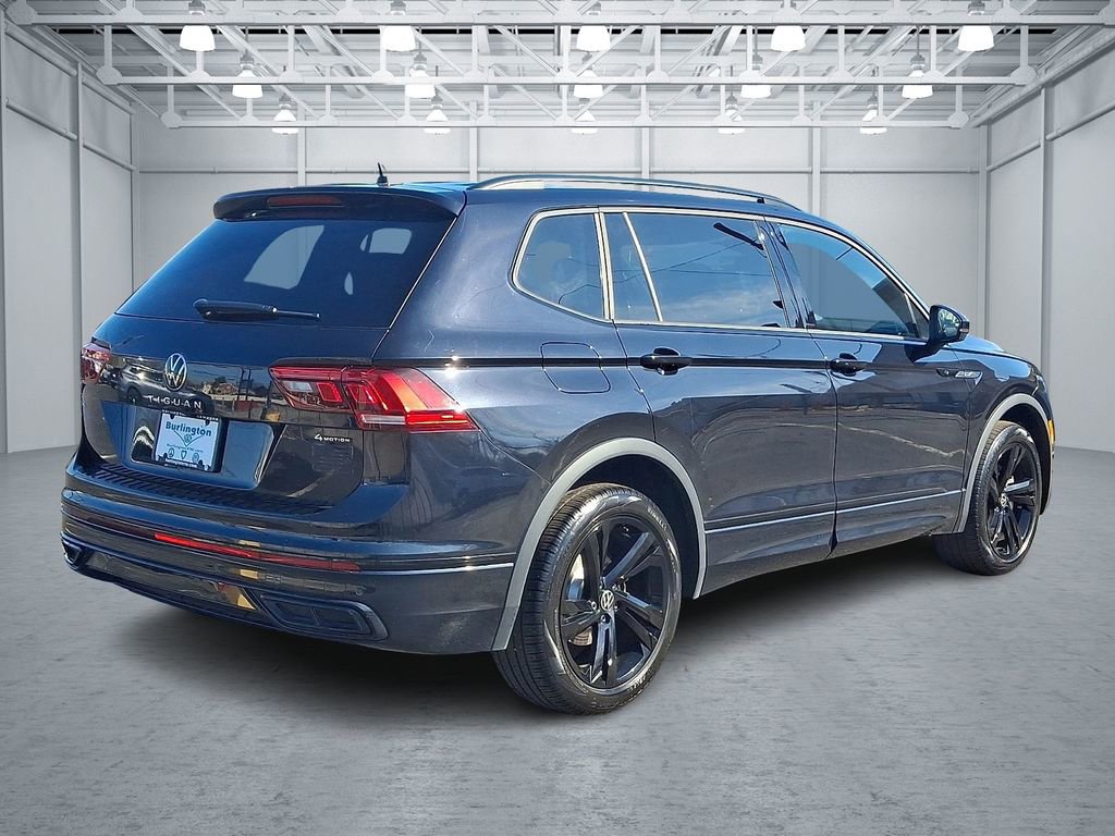 Certified 2023 Volkswagen Tiguan SE R-Line image 6