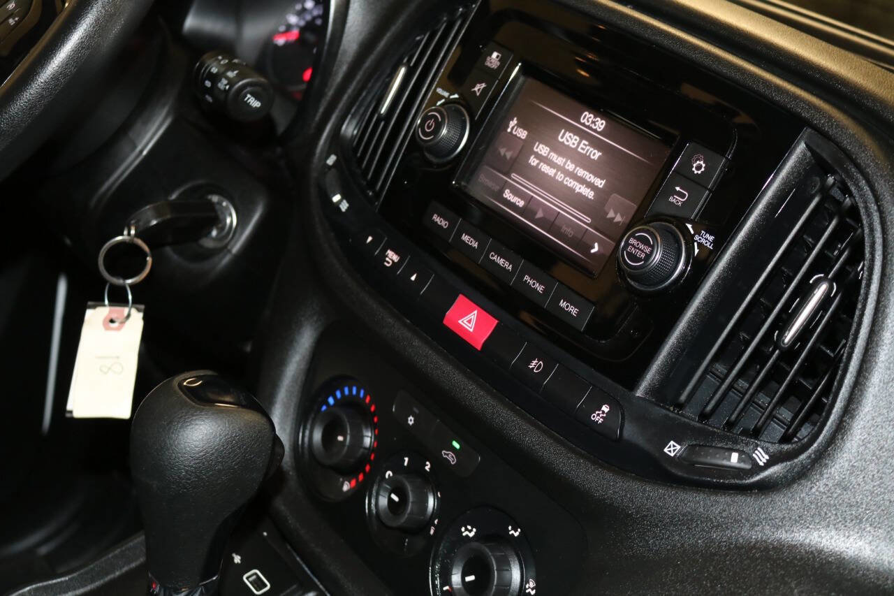 Used 2022 RAM ProMaster City Wagon w/ Lights & Wheels Group image 47