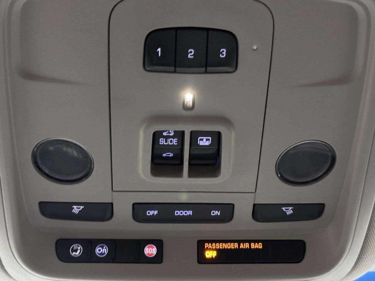Used 2016 Cadillac XTS Luxury w/ Driver Awareness Package FWD image 27