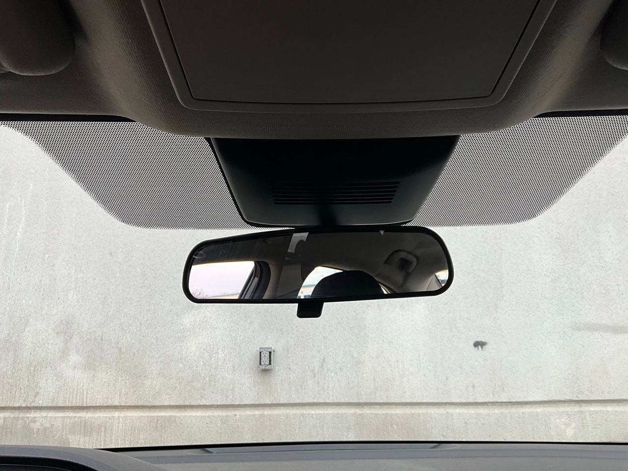 Used 2025 Nissan Sentra S image 16