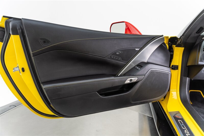 Used 2018 Chevrolet Corvette Z06 RWD image 80