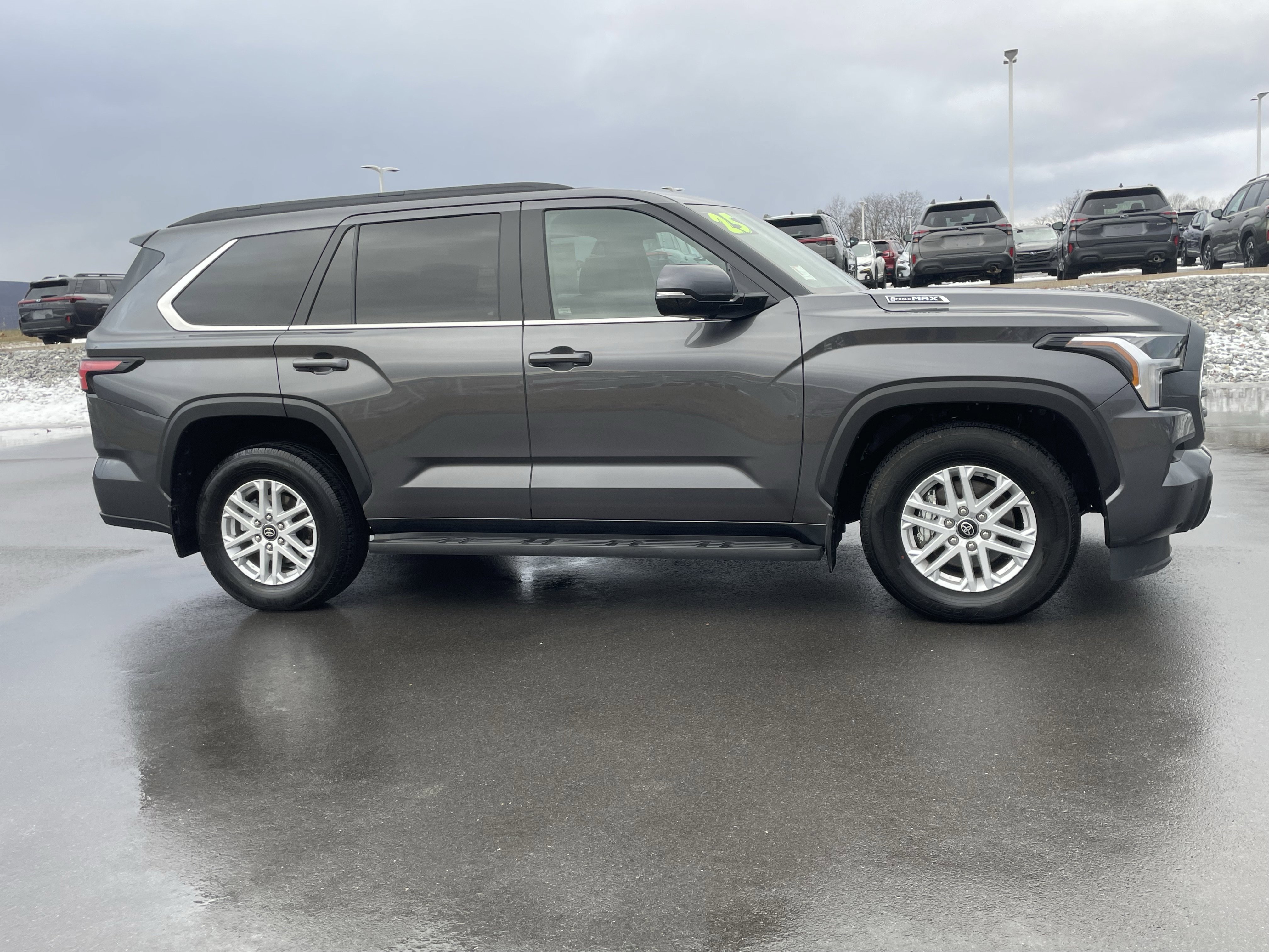 Used 2025 Toyota Sequoia SR5 video 2
