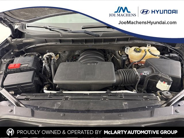 Used 2023 Chevrolet Suburban LT w/ LT Signature Plus Package image 35