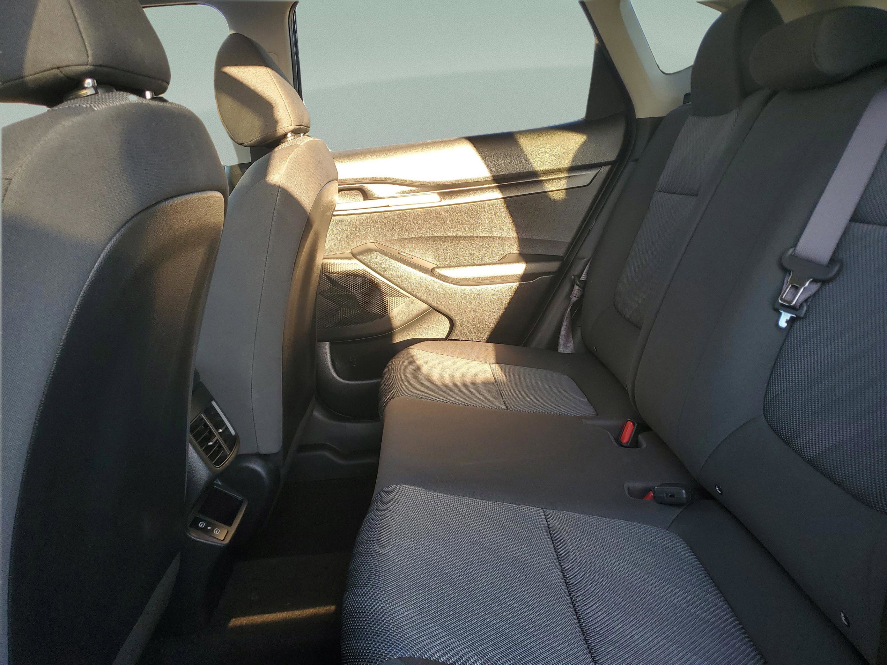 Certified 2026 Kia Seltos LX FWD image 7