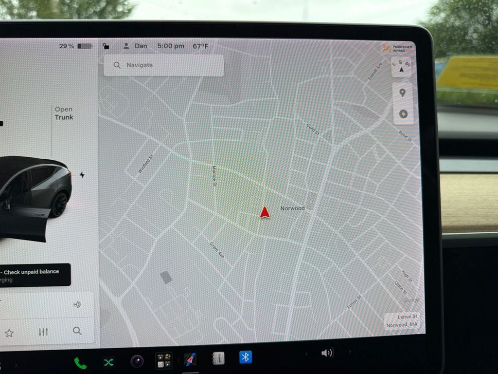 Used 2021 Tesla Model Y Long Range AWD/4WD image 22