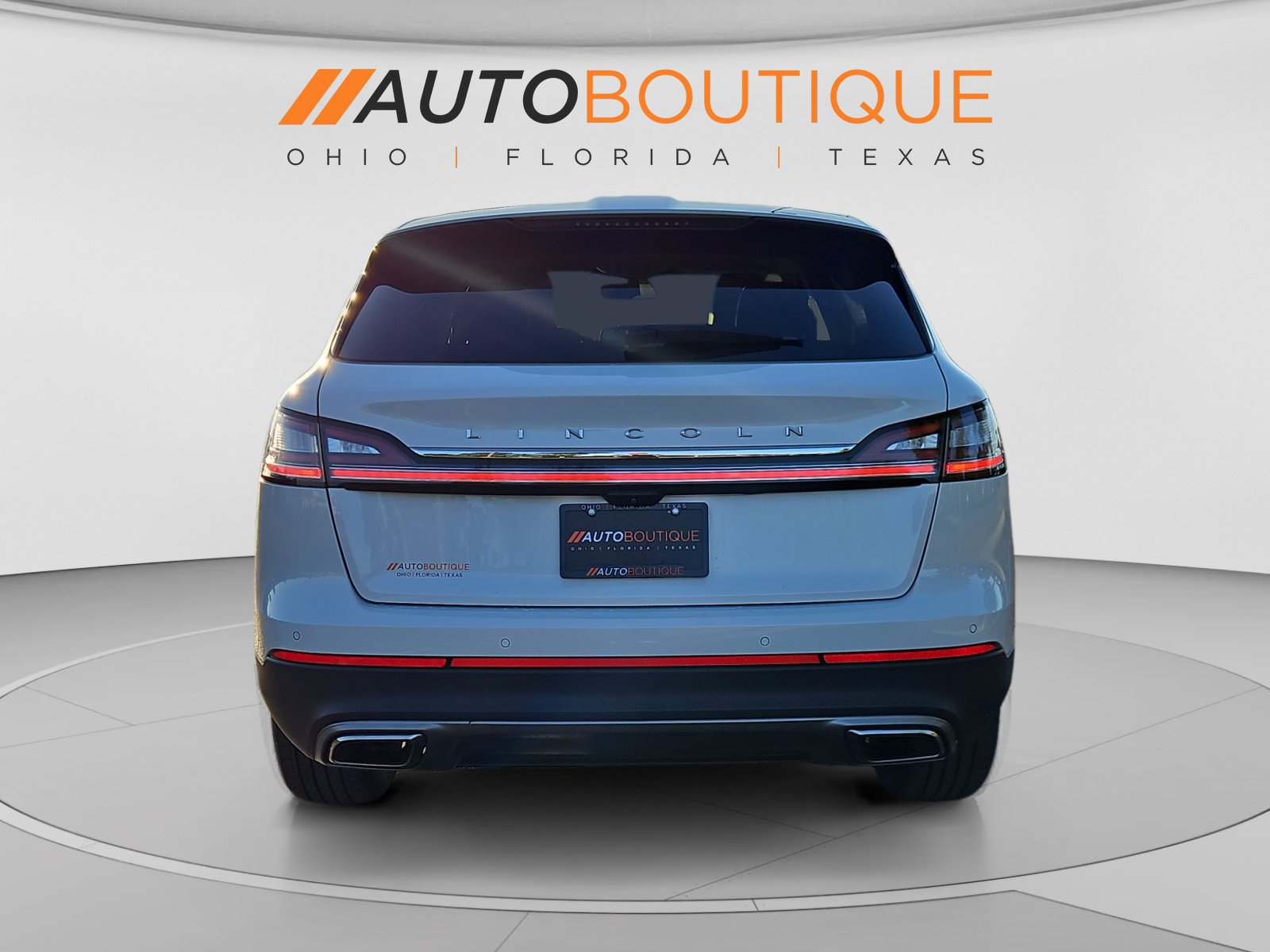 Used 2021 Lincoln Nautilus Reserve AWD/4WD image 4