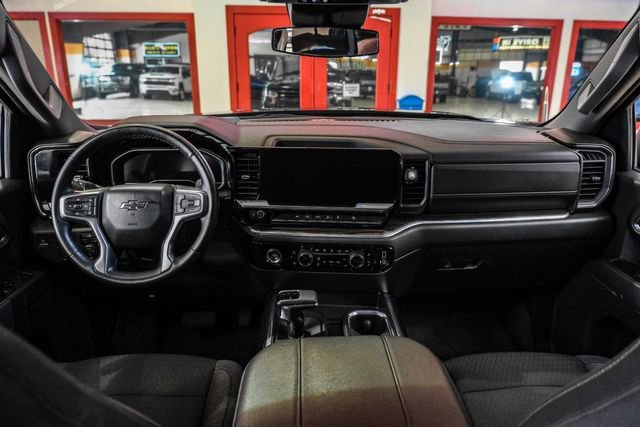Used 2024 Chevrolet Silverado 1500 RST w/ Z71 Off-Road Package AWD/4WD image 14