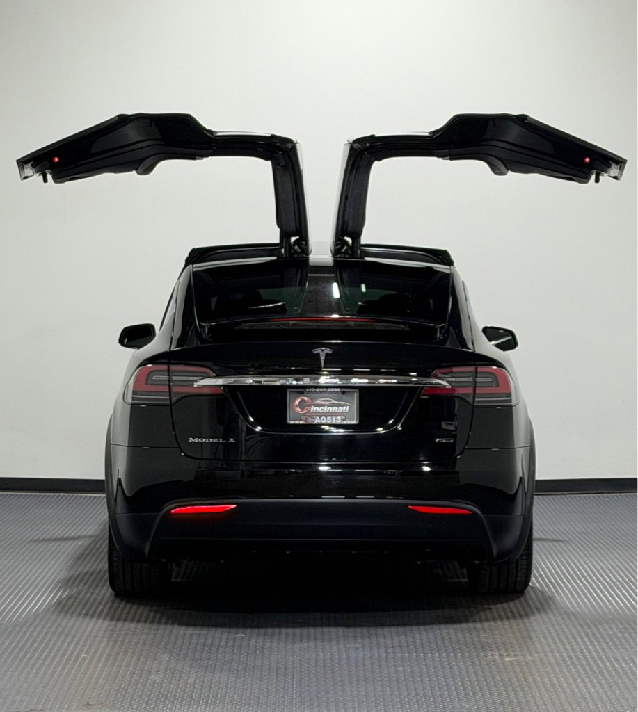 Used 2016 Tesla Model X 75D image 13