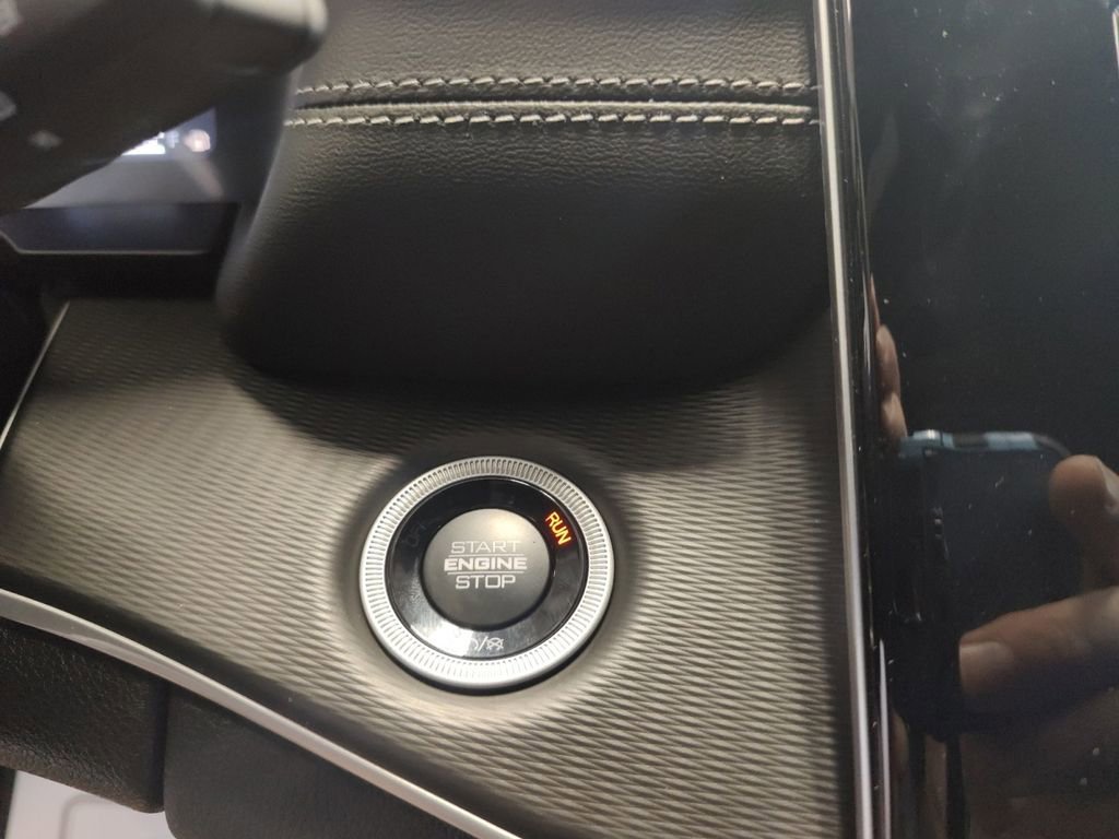 New 2025 Jeep Grand Cherokee Altitude image 23