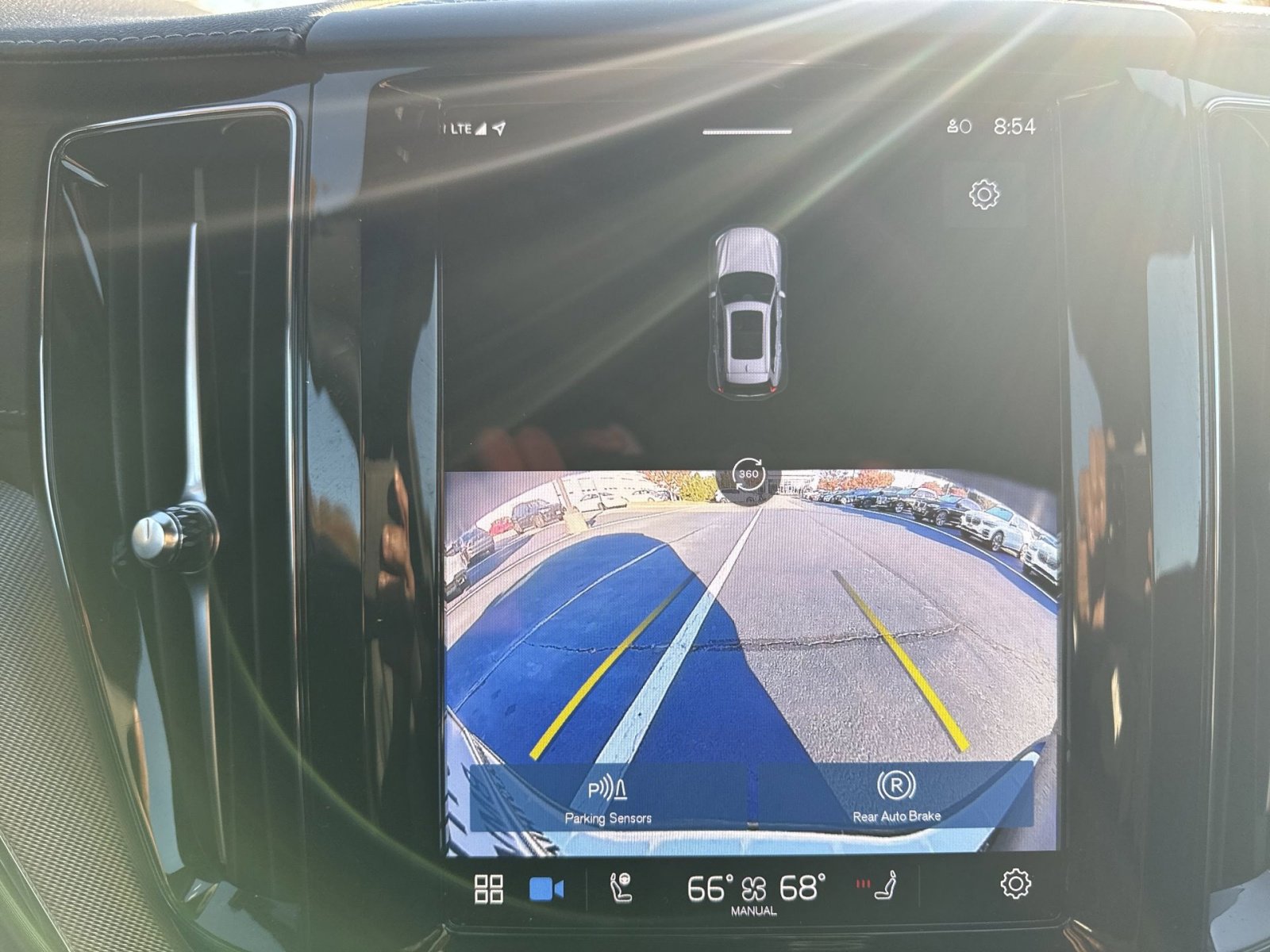 Used 2024 Volvo XC60 T8 Ultimate w/ Protection Package Premier image 14