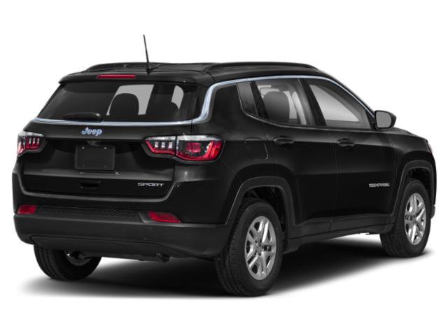 Used 2020 Jeep Compass Latitude w/ Cold Weather Group AWD/4WD image 5