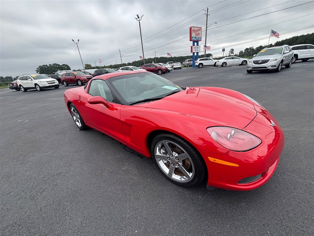 Used 2007 Chevrolet Corvette Coupe w/ Preferred Equipment Group RWD image 12