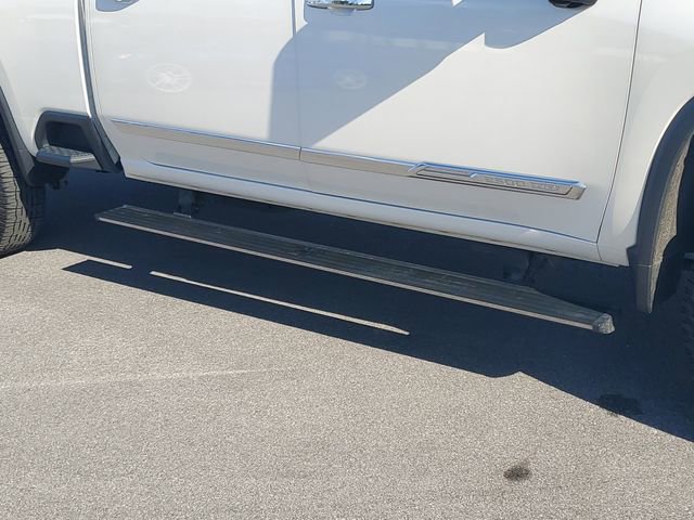 Used 2024 Chevrolet Silverado 2500 High Country w/ Technology Package image 35