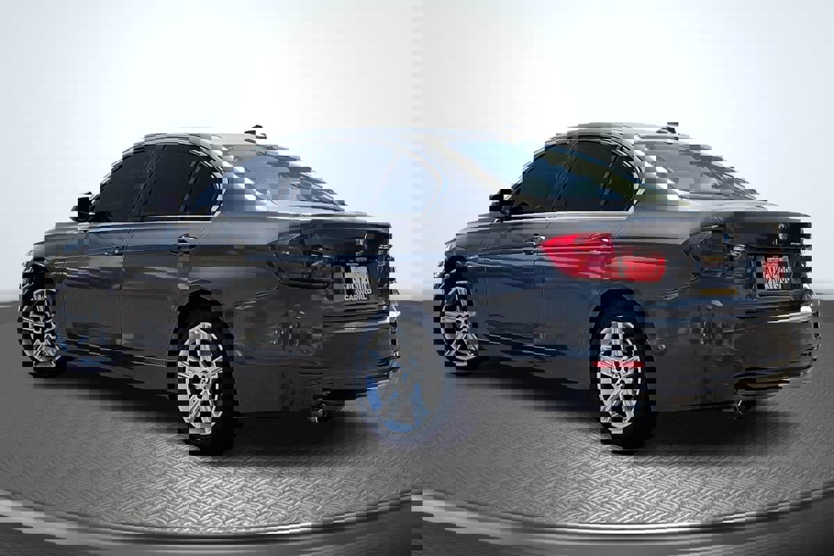 Used 2015 BMW 328i Sedan image 2