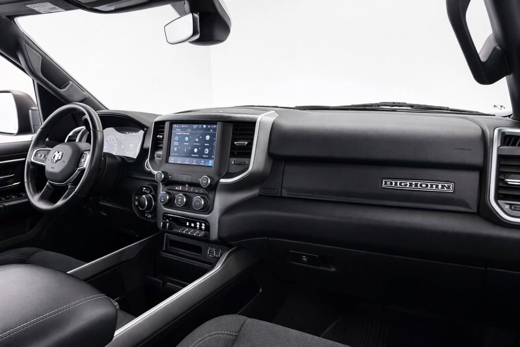 Used 2022 RAM 1500 Big Horn w/ Night Edition AWD/4WD image 15