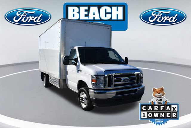 Used 2023 Ford E-450 and Econoline 450 Super Duty w/ Power Windows & Locks Group