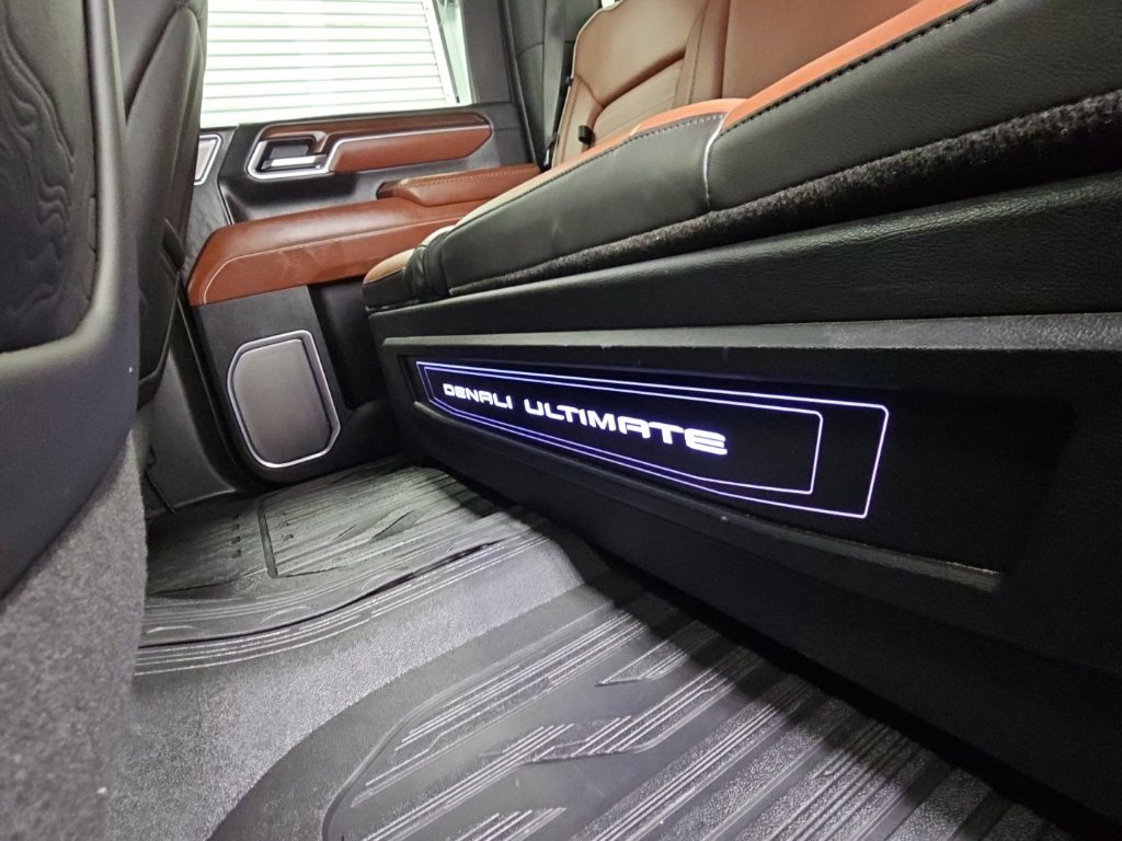 Used 2025 GMC Sierra 2500 Denali Ultimate AWD/4WD image 36