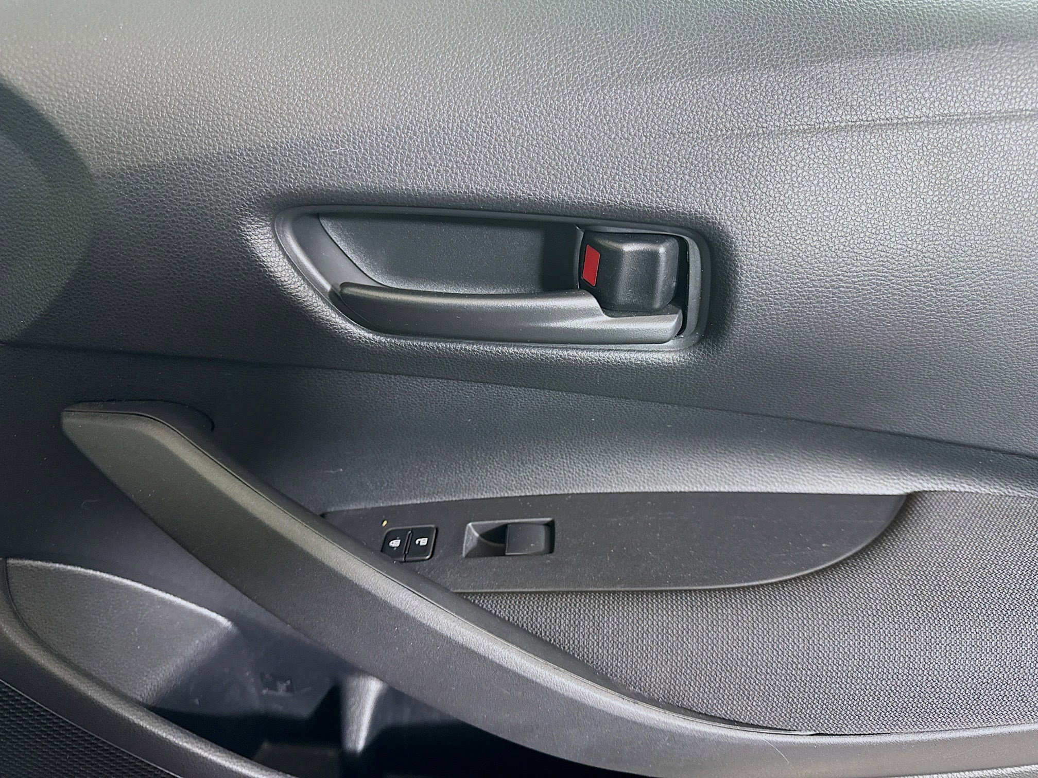 Used 2024 Toyota Corolla LE image 30