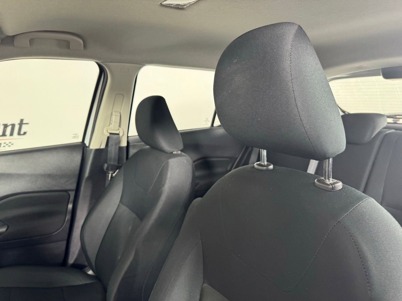 Used 2024 Nissan Kicks S image 10