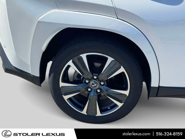 Used 2023 Lexus UX 250h AWD w/ Premium Package image 9