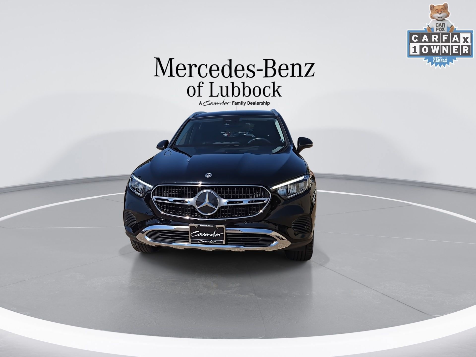 Used 2023 Mercedes-Benz GLC 300 4MATIC image 3