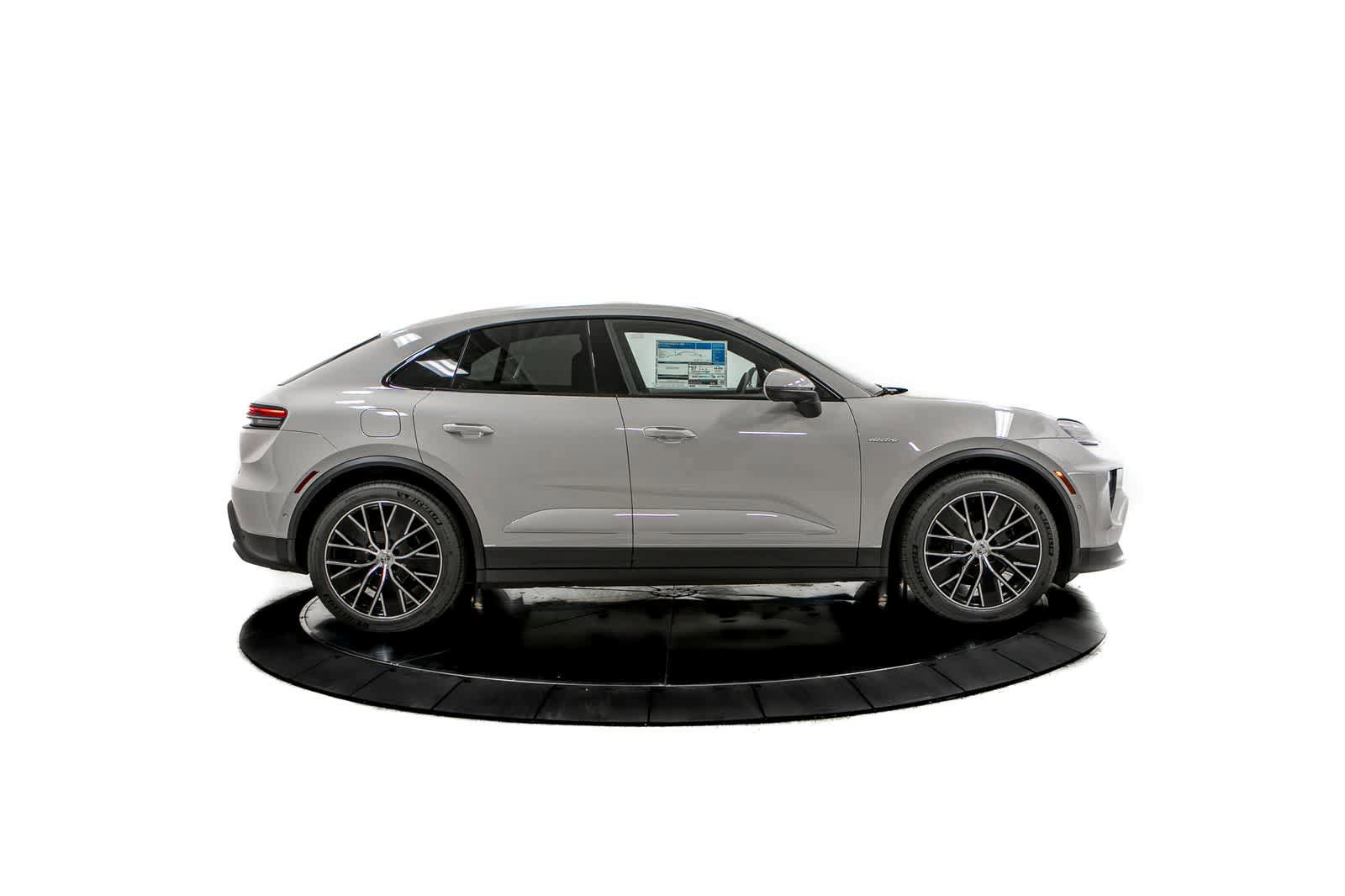 New 2026 Porsche Macan Electric RWD image 8