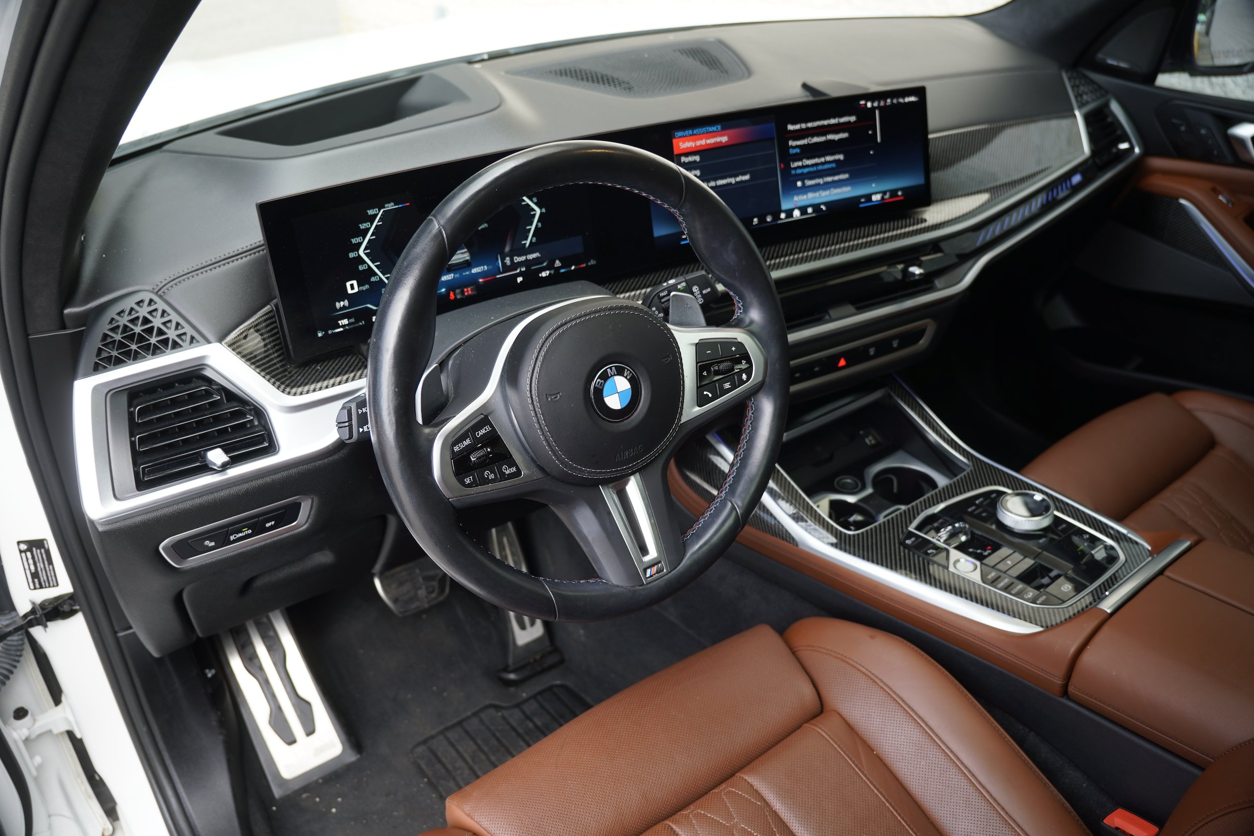 Used 2024 BMW X7 M60i w/ Executive Package AWD/4WD image 3