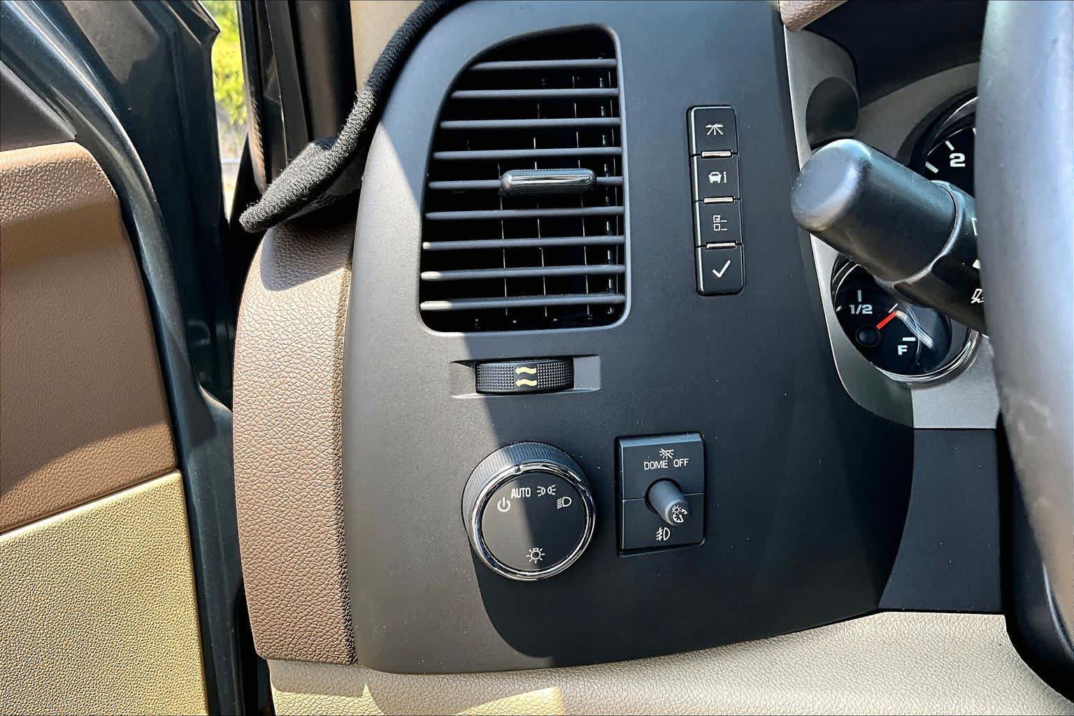 Used 2012 Chevrolet Silverado 1500 LT w/ Interior Plus Package RWD image 34