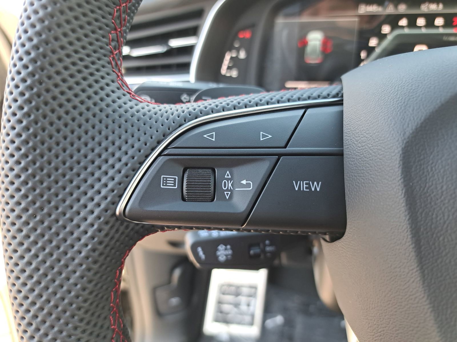 New 2026 Audi SQ8 Prestige image 17