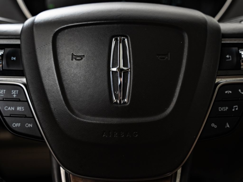 Used 2019 Lincoln Nautilus Select FWD image 31