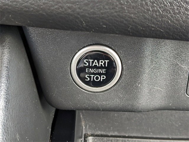 Used 2023 Nissan Rogue SL w/ SL Premium Package image 30