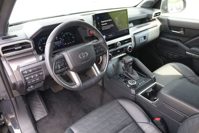 Used 2024 Toyota Tacoma TRD Off-Road w/ TRD Off Road Premium Package AWD/4WD image 11