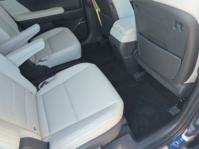 Used 2025 Hyundai Santa Fe Calligraphy image 11