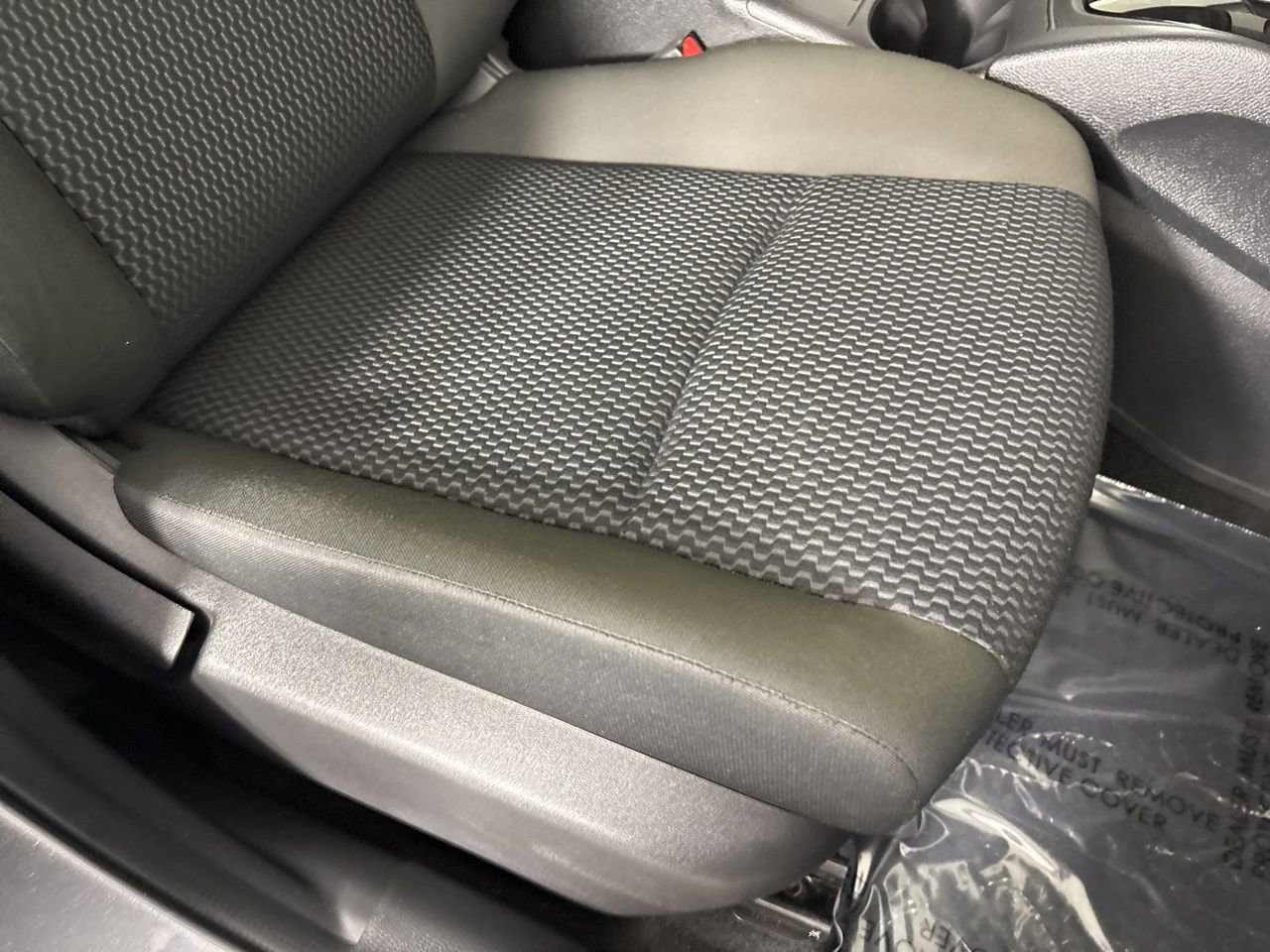 Used 2021 Nissan Rogue Sport S image 28