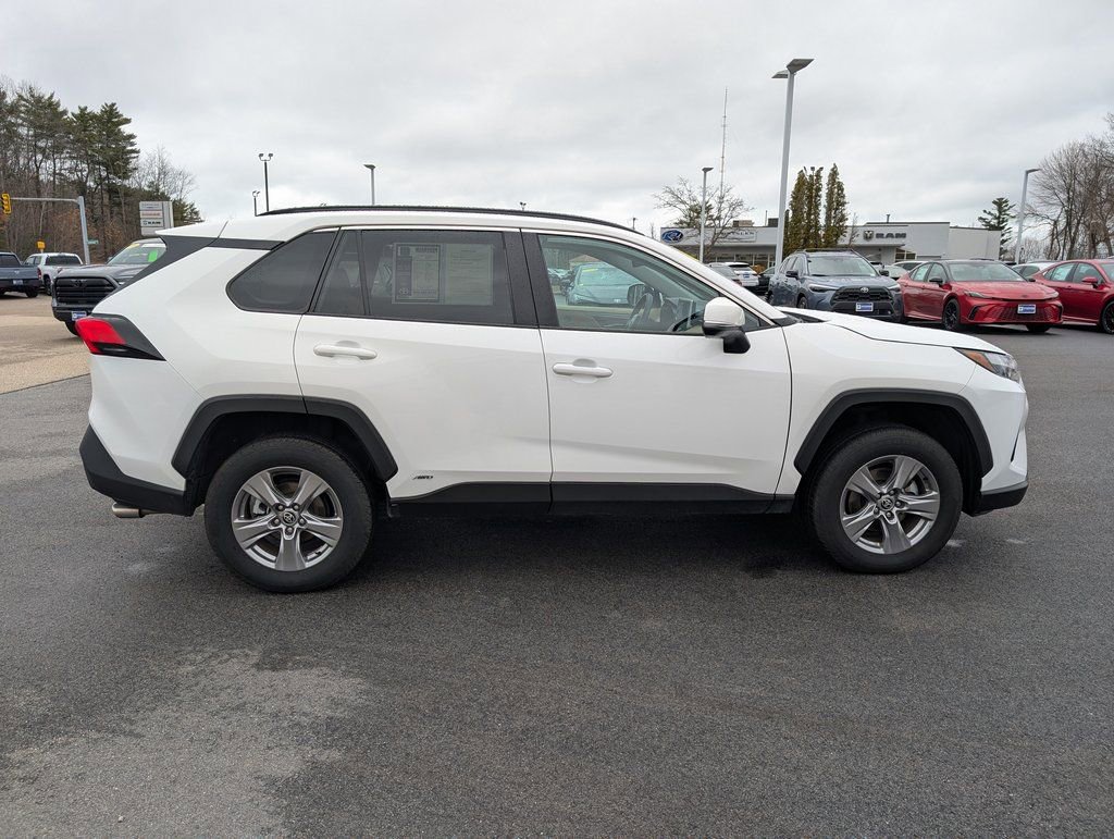 Used 2023 Toyota RAV4 XLE w/ Convenience Package AWD/4WD image 7
